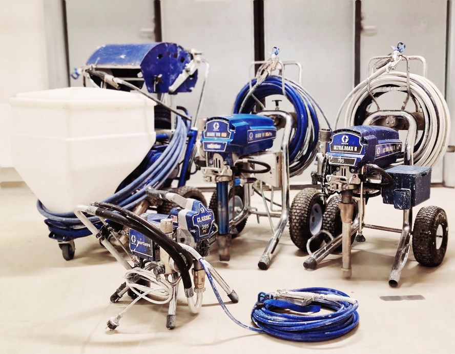 Begagnade färg- och spackelsprutor